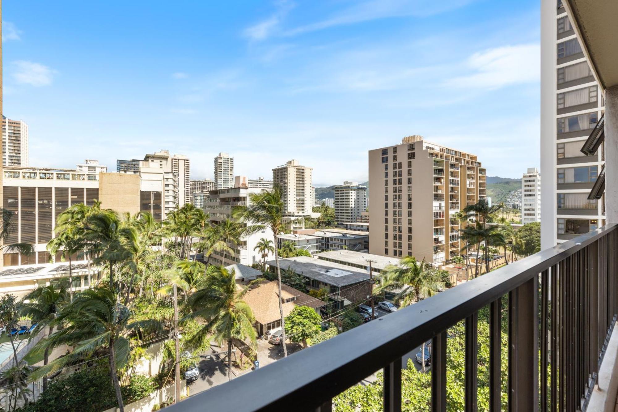Light & Airy 8Th Floor Ocean View Condo With Lanai Condo Гонолулу Экстерьер фото
