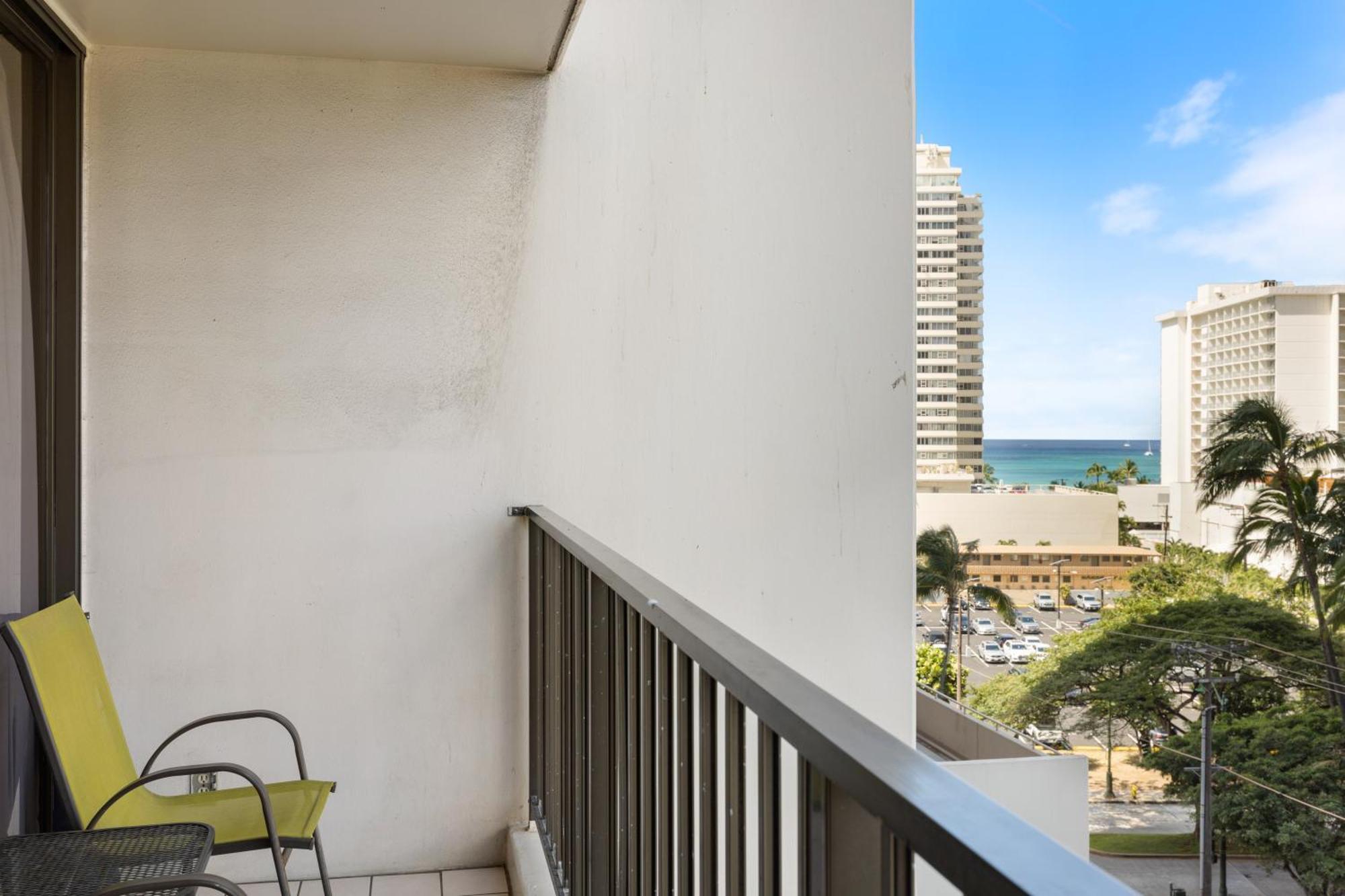 Light & Airy 8Th Floor Ocean View Condo With Lanai Condo Гонолулу Экстерьер фото